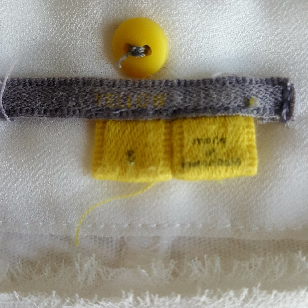 🍬Anthro. little yellow button Mabel knit top S - Picture 7 of 8
